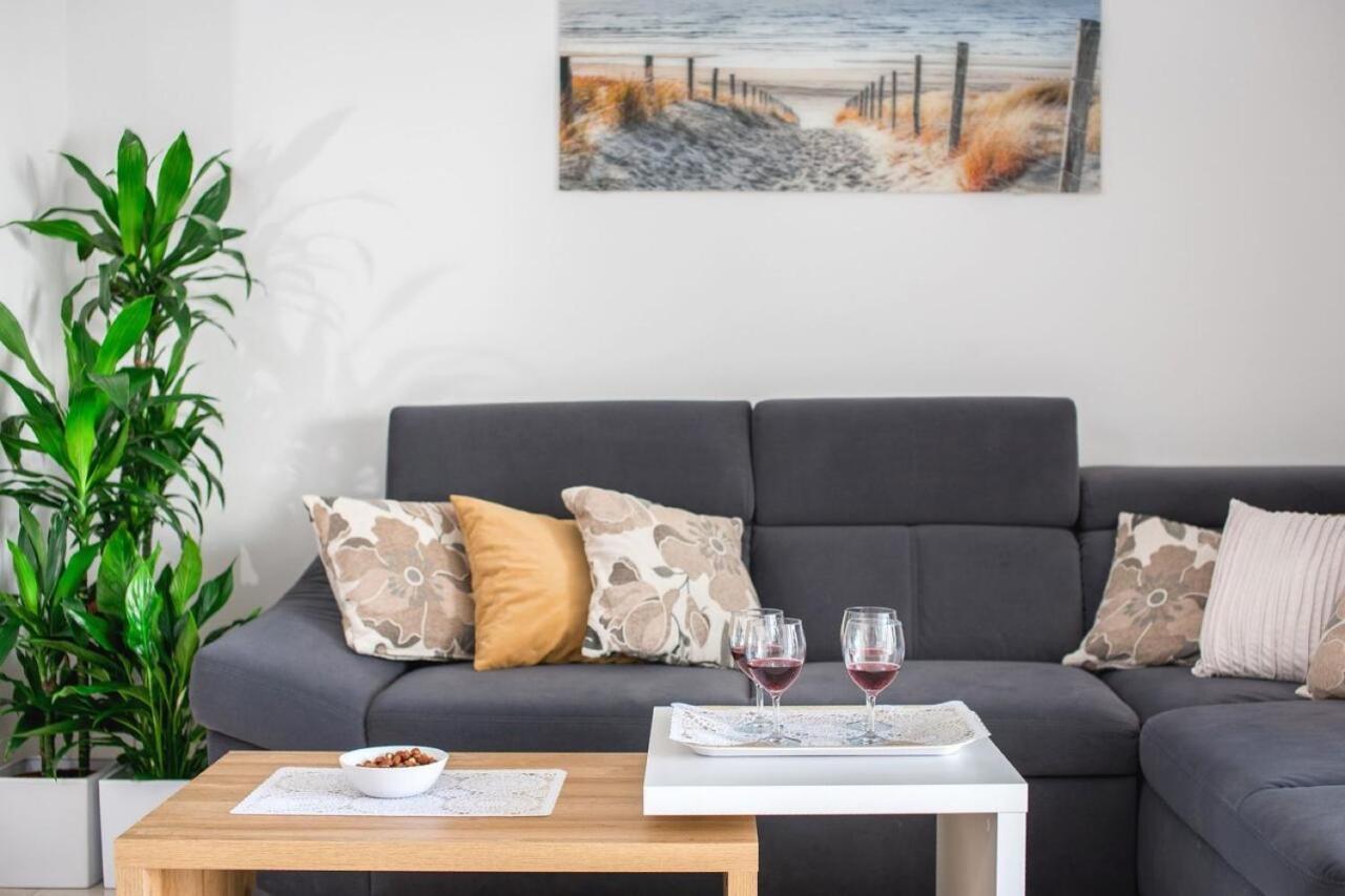 Sea View Apartment Ema Split Ngoại thất bức ảnh